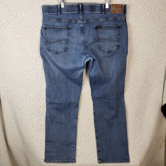 Lee Extreme Motion MVP Jeans Mens 40x28.5 Straight Fit Tapered Leg Elastic Work - Picture 2 of 11